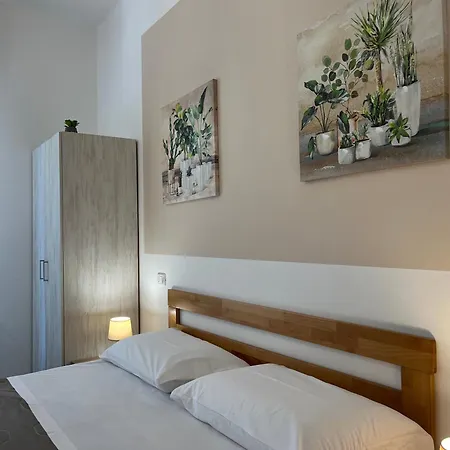 Vento Aureo Bed & Breakfast